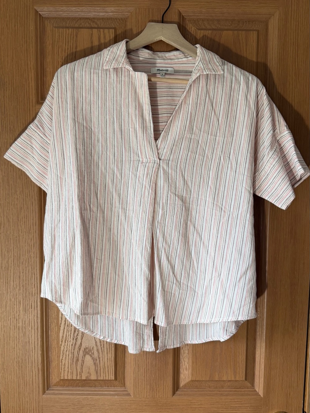 Madewell Cream and Pink Striped Short-Sleeve Button-Down Shirt